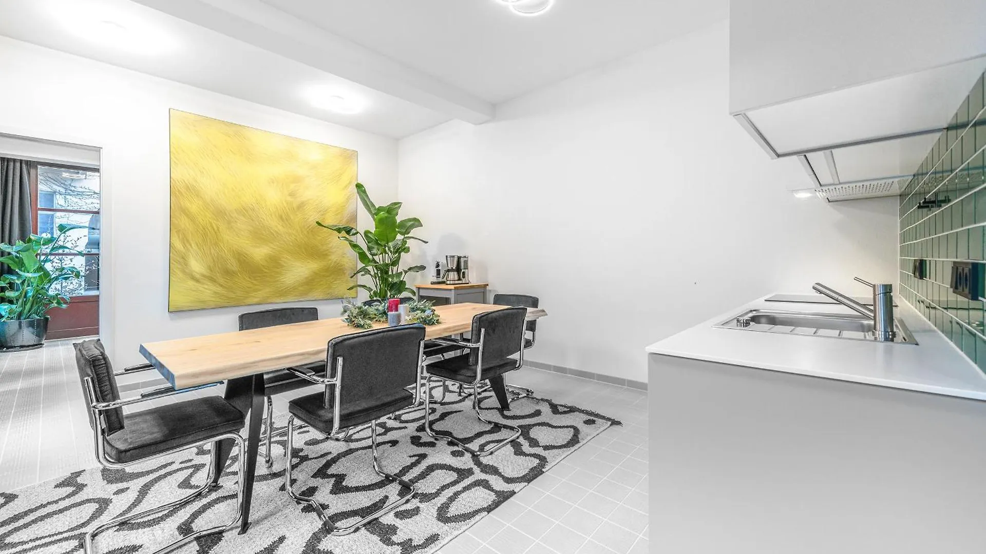 Mitte Loft On 2Floors, 150 Qaudratmeter, 2Brs, 2Bathrooms, Living Room, Dinning Room Up To 8 Ppl Berlin Apartment