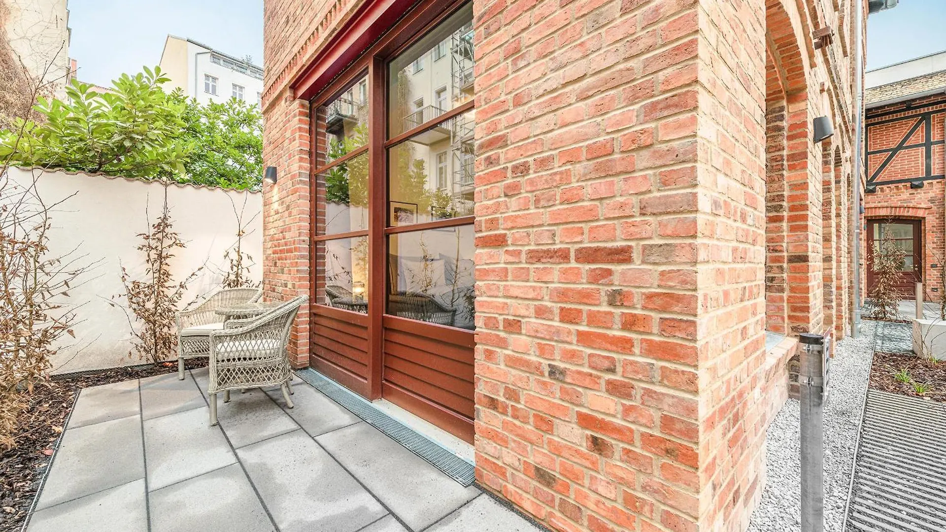 Mitte Loft On 2Floors, 150 Qaudratmeter, 2Brs, 2Bathrooms, Living Room, Dinning Room Up To 8 Ppl Berlin Apartment